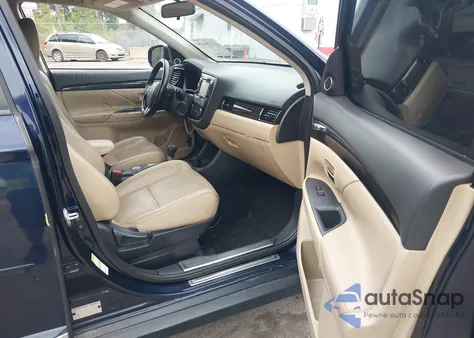 2016 Mitsubishi Outlander Sel z USA, uszkodzony, nr VIN JA4AZ3A30GZ036677